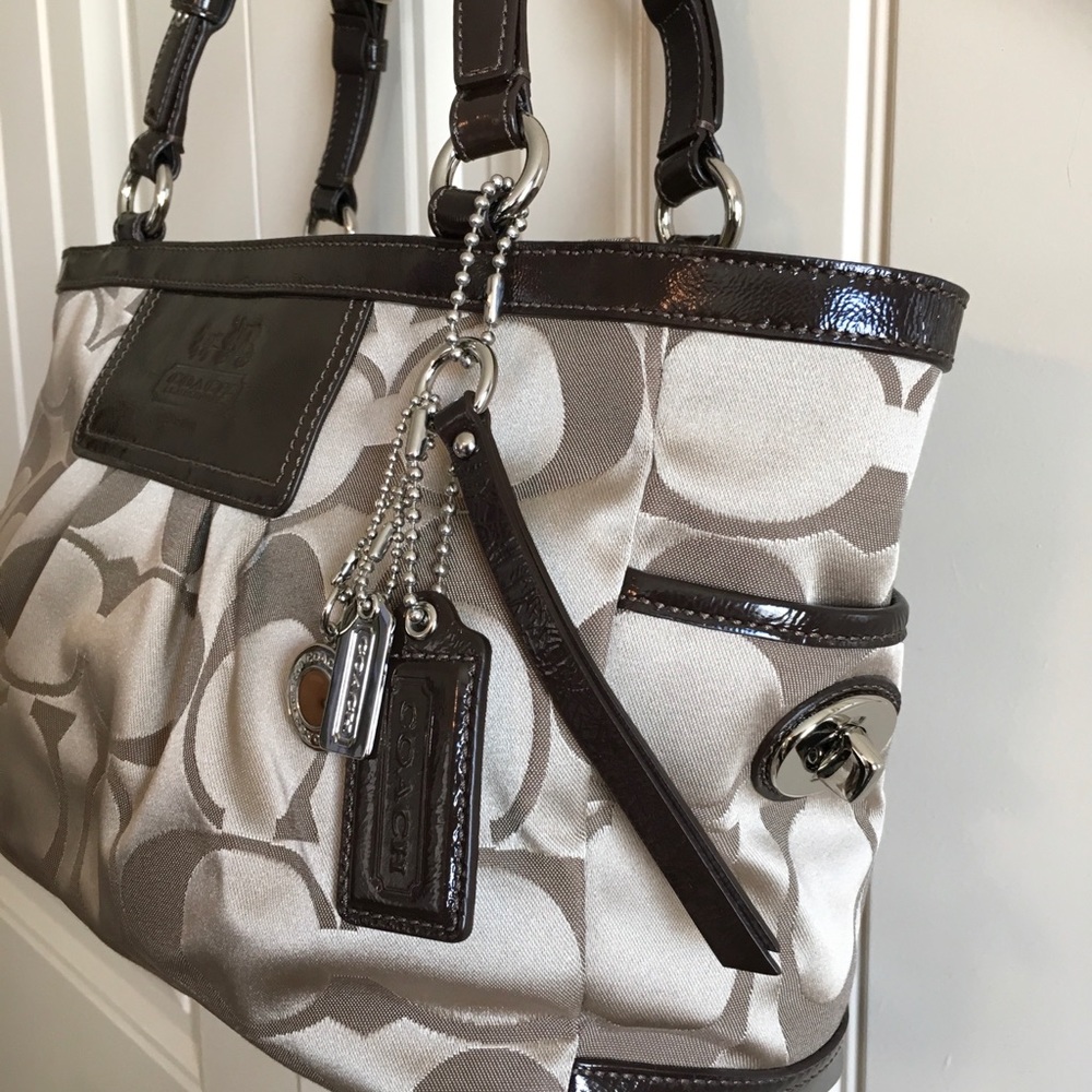 Coach Signature Jacquard Fabric & Leather Tote - Picture 4 of 8